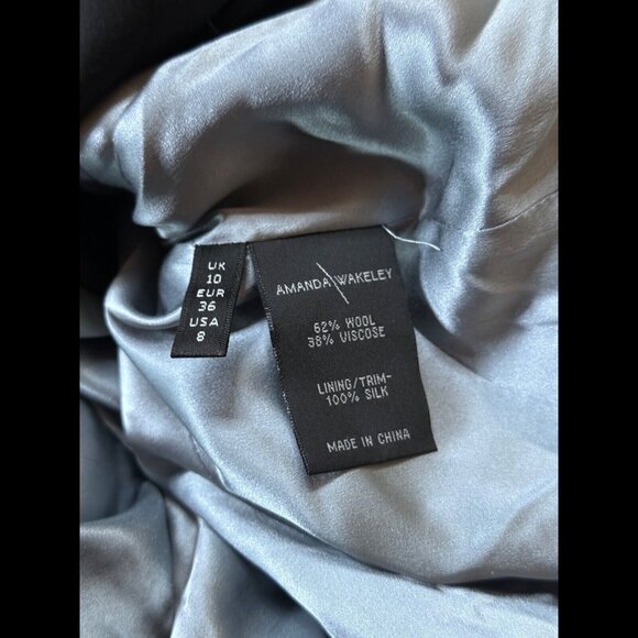 Amanda Wakeley Jacket US 8 Black Hook & Eye Wool 100% Silk Frayed Flare Sleeve - Picture 7 of 7